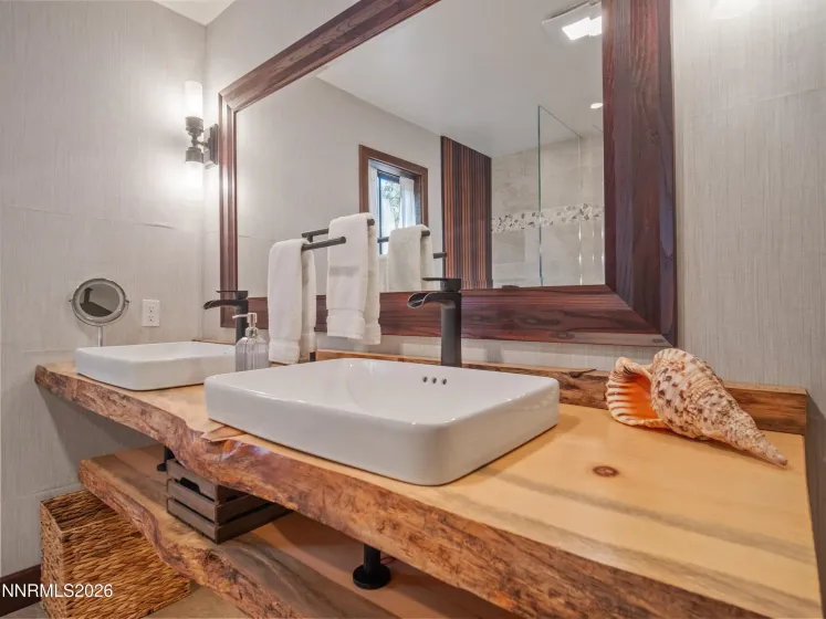 225 Sadie, Zephyr Cove, Nevada 89448, 3 Bedrooms Bedrooms, ,2 BathroomsBathrooms,Residential,Residential,Sadie,0,260013334