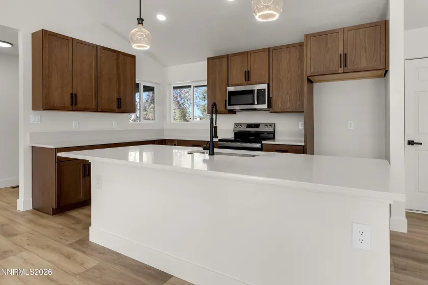 5665 Pelham, Reno, Nevada 89502, 3 Bedrooms Bedrooms, ,2 BathroomsBathrooms,Residential,Residential,Pelham,0,260013339