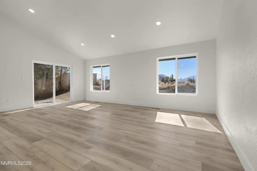 5665 Pelham, Reno, Nevada 89502, 3 Bedrooms Bedrooms, ,2 BathroomsBathrooms,Residential,Residential,Pelham,0,260013339