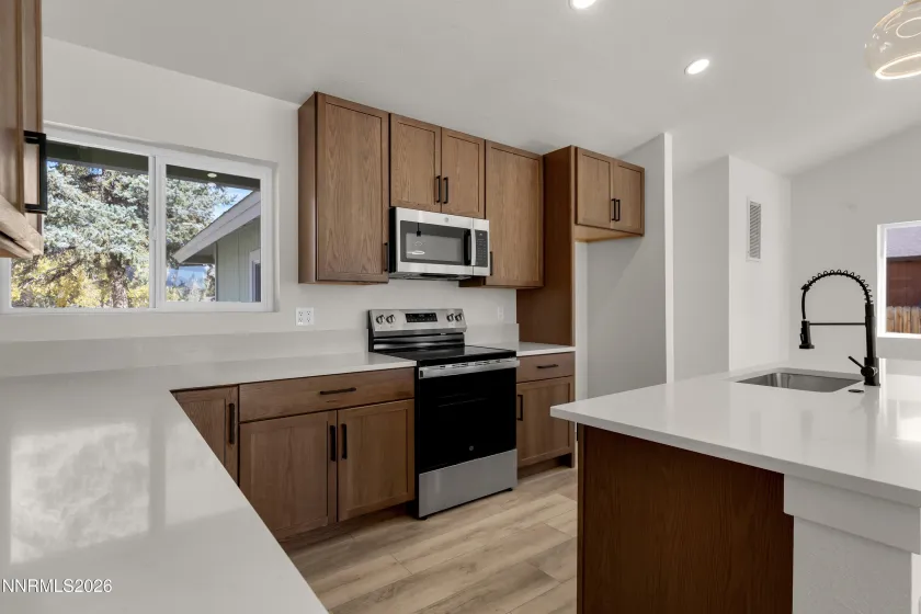 5665 Pelham, Reno, Nevada 89502, 3 Bedrooms Bedrooms, ,2 BathroomsBathrooms,Residential,Residential,Pelham,0,260013339