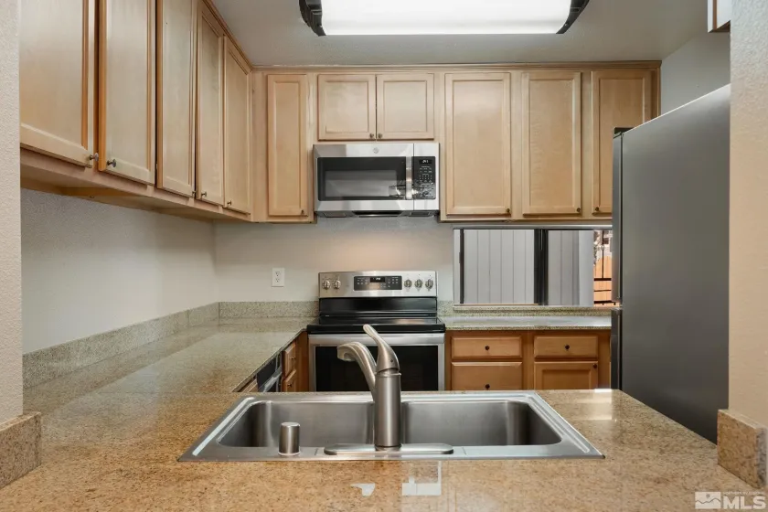 3104 Eastshore, Reno, Nevada 89509, 2 Bedrooms Bedrooms, ,2 BathroomsBathrooms,Residential,Residential,Eastshore,0,260013341