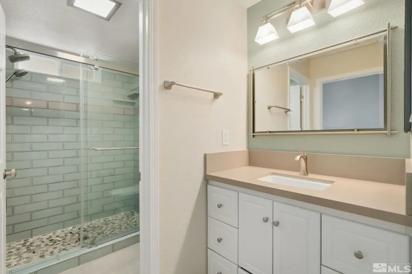 3104 Eastshore, Reno, Nevada 89509, 2 Bedrooms Bedrooms, ,2 BathroomsBathrooms,Residential,Residential,Eastshore,0,260013341