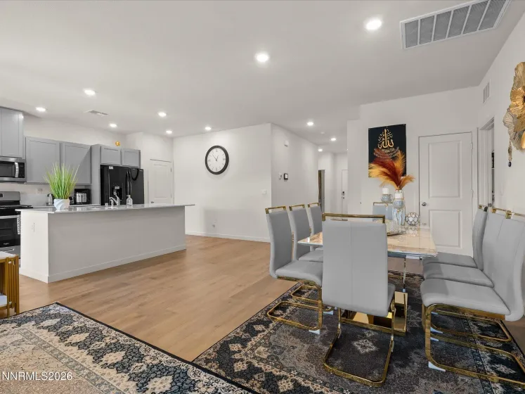 7397 Mountain Top, Reno, Nevada 89506, 3 Bedrooms Bedrooms, ,2 BathroomsBathrooms,Residential,Residential,Mountain Top,0,260013342