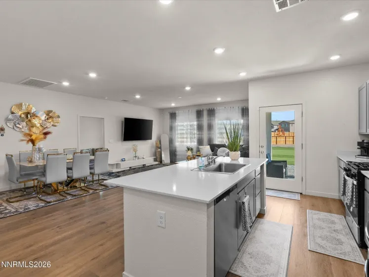 7397 Mountain Top, Reno, Nevada 89506, 3 Bedrooms Bedrooms, ,2 BathroomsBathrooms,Residential,Residential,Mountain Top,0,260013342