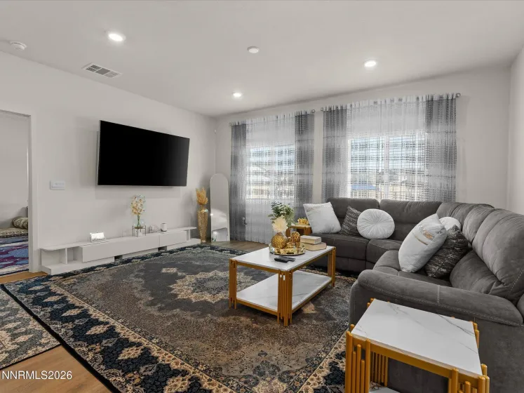7397 Mountain Top, Reno, Nevada 89506, 3 Bedrooms Bedrooms, ,2 BathroomsBathrooms,Residential,Residential,Mountain Top,0,260013342