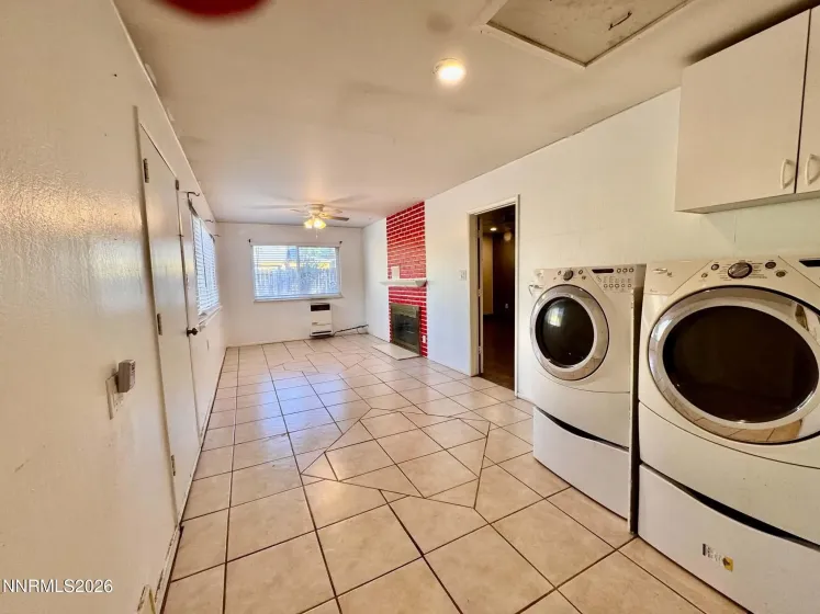 330 Richards, Sparks, Nevada 89431, 4 Bedrooms Bedrooms, ,2 BathroomsBathrooms,Residential,Residential,Richards,0,260013353