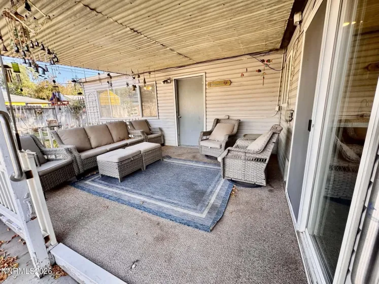 330 Richards, Sparks, Nevada 89431, 4 Bedrooms Bedrooms, ,2 BathroomsBathrooms,Residential,Residential,Richards,0,260013353