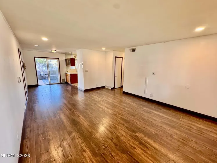330 Richards, Sparks, Nevada 89431, 4 Bedrooms Bedrooms, ,2 BathroomsBathrooms,Residential,Residential,Richards,0,260013353