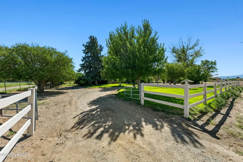 154 Hudson Aurora, Smith Valley, Nevada 89430, 3 Bedrooms Bedrooms, ,2 BathroomsBathrooms,Residential,Residential,Hudson Aurora,0,260013356