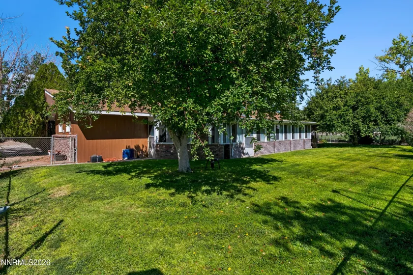 154 Hudson Aurora, Smith Valley, Nevada 89430, 3 Bedrooms Bedrooms, ,2 BathroomsBathrooms,Residential,Residential,Hudson Aurora,0,260013356