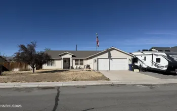 101 Shadow Mountain, Fernley, Nevada 89408, 3 Bedrooms Bedrooms, ,2 BathroomsBathrooms,Residential,Residential,Shadow Mountain,0,260013360
