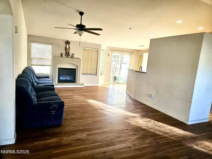 101 Shadow Mountain, Fernley, Nevada 89408, 3 Bedrooms Bedrooms, ,2 BathroomsBathrooms,Residential,Residential,Shadow Mountain,0,260013360