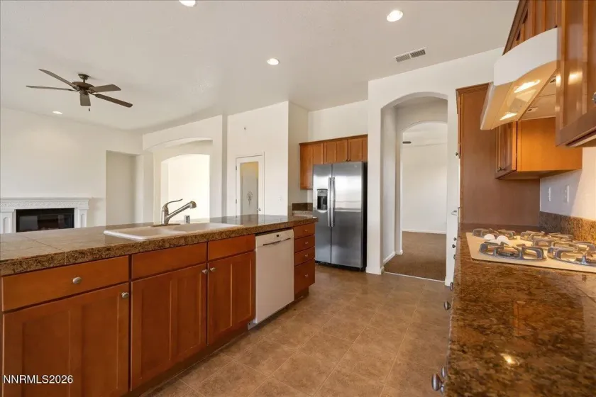 1627 Gemtown, Reno, Nevada 89521, 4 Bedrooms Bedrooms, ,3 BathroomsBathrooms,Residential,Residential,Gemtown,0,260013363