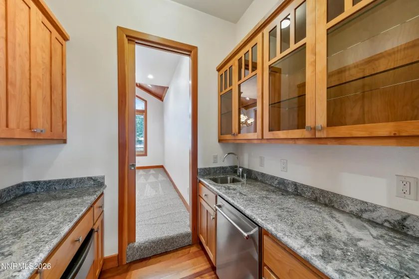 210 Sheridan Creek, Gardnerville, Nevada 89460, ,7 BathroomsBathrooms,Residential,Residential,Sheridan Creek,0,260013365