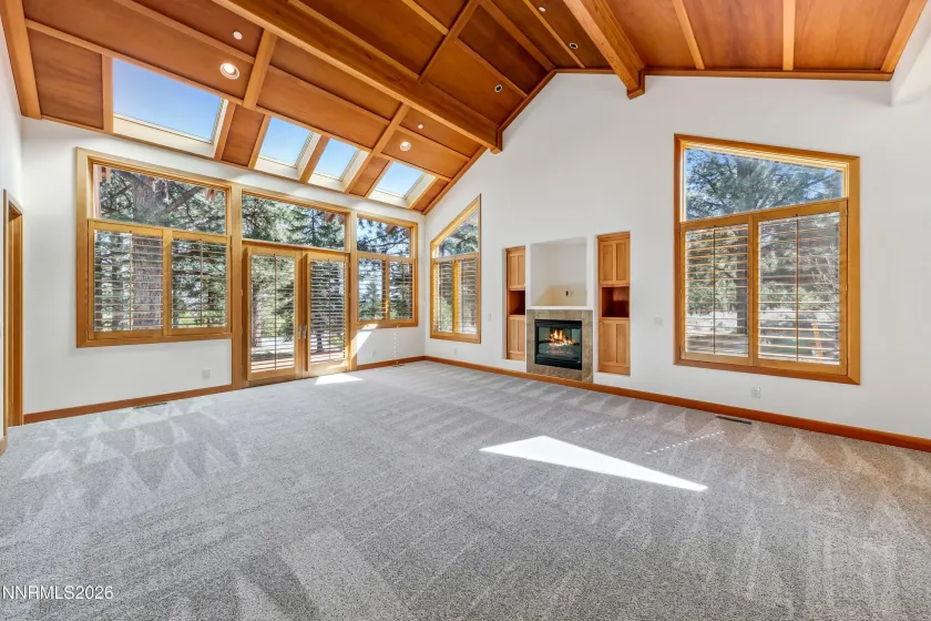 210 Sheridan Creek, Gardnerville, Nevada 89460, ,7 BathroomsBathrooms,Residential,Residential,Sheridan Creek,0,260013365