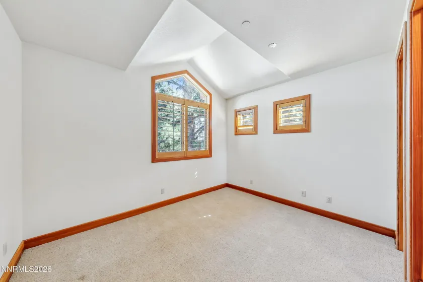 210 Sheridan Creek, Gardnerville, Nevada 89460, ,7 BathroomsBathrooms,Residential,Residential,Sheridan Creek,0,260013365