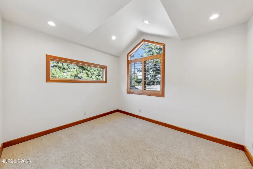 210 Sheridan Creek, Gardnerville, Nevada 89460, ,7 BathroomsBathrooms,Residential,Residential,Sheridan Creek,0,260013365