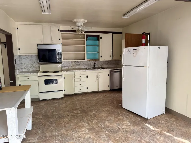 727 Balzar, Reno, Nevada 89502, 2 Bedrooms Bedrooms, ,1 BathroomBathrooms,Residential,Residential,Balzar,0,260013367