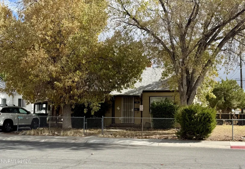 729 Balzar, Reno, Nevada 89502, 2 Bedrooms Bedrooms, ,1 BathroomBathrooms,Residential,Residential,Balzar,0,260013368