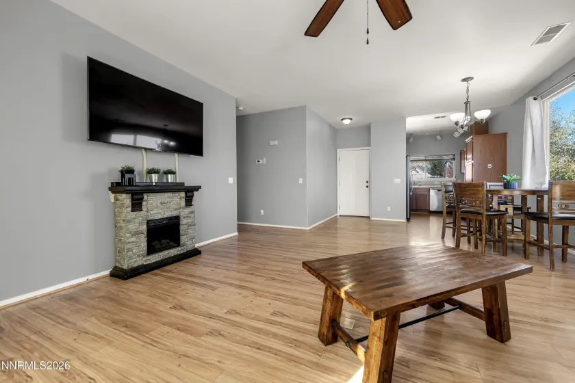 20932 White Rock, Reno, Nevada 89508, 3 Bedrooms Bedrooms, ,2 BathroomsBathrooms,Residential,Residential,White Rock,0,260013372