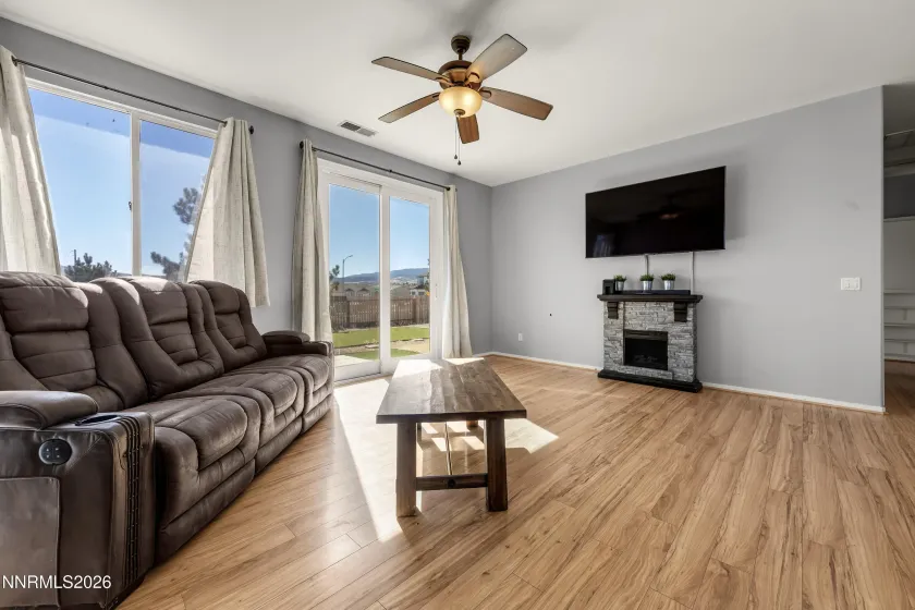 20932 White Rock, Reno, Nevada 89508, 3 Bedrooms Bedrooms, ,2 BathroomsBathrooms,Residential,Residential,White Rock,0,260013372