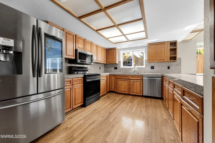 2705 Camelot, Reno, Nevada 89509, 5 Bedrooms Bedrooms, ,3 BathroomsBathrooms,Residential,Residential,Camelot,0,260013373