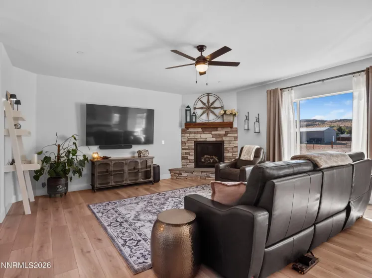 1941 Arabian, Gardnerville, Nevada 89410, 4 Bedrooms Bedrooms, ,2 BathroomsBathrooms,Residential,Residential,Arabian,0,260013376