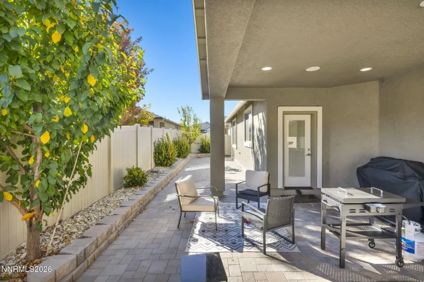 607 Riverbed, Reno, Nevada 89521, 3 Bedrooms Bedrooms, ,4 BathroomsBathrooms,Residential,Residential,Riverbed,0,260013377