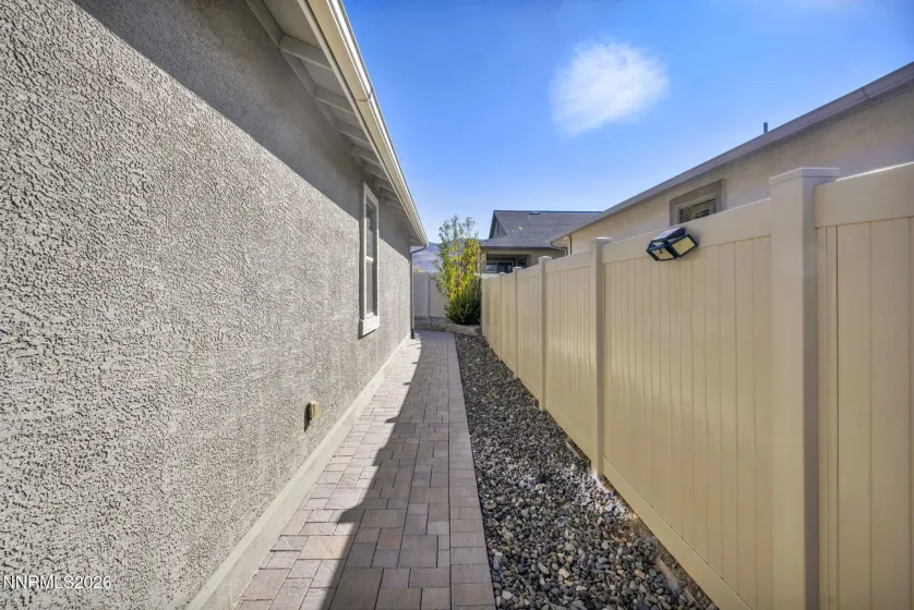 607 Riverbed, Reno, Nevada 89521, 3 Bedrooms Bedrooms, ,4 BathroomsBathrooms,Residential,Residential,Riverbed,0,260013377