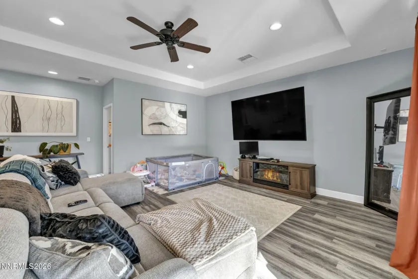 607 Riverbed, Reno, Nevada 89521, 3 Bedrooms Bedrooms, ,4 BathroomsBathrooms,Residential,Residential,Riverbed,0,260013377