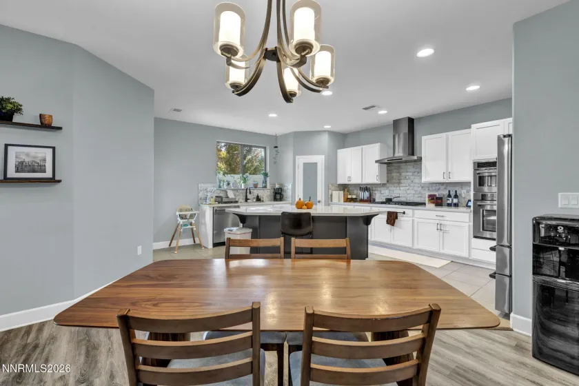 607 Riverbed, Reno, Nevada 89521, 3 Bedrooms Bedrooms, ,4 BathroomsBathrooms,Residential,Residential,Riverbed,0,260013377