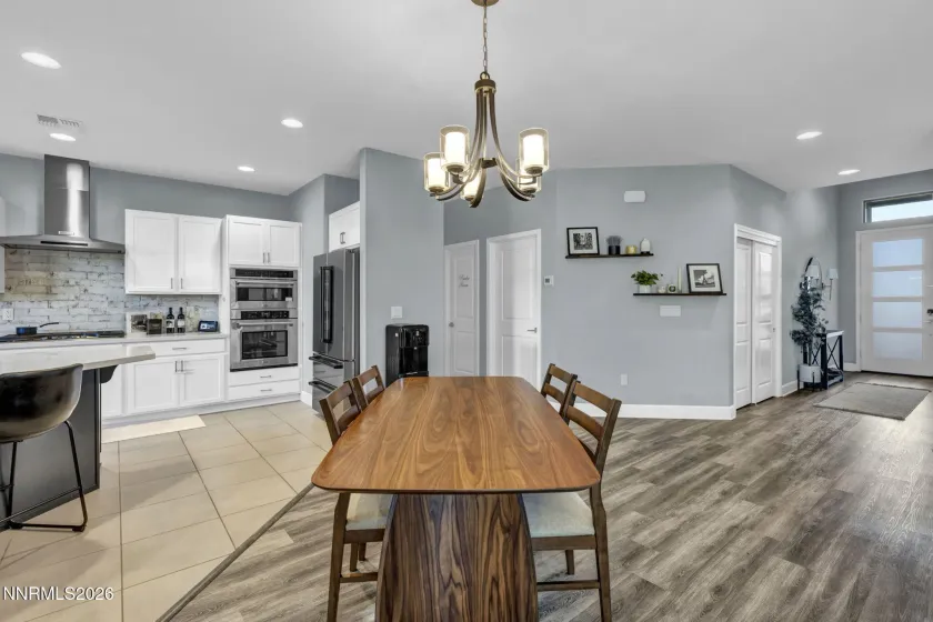 607 Riverbed, Reno, Nevada 89521, 3 Bedrooms Bedrooms, ,4 BathroomsBathrooms,Residential,Residential,Riverbed,0,260013377