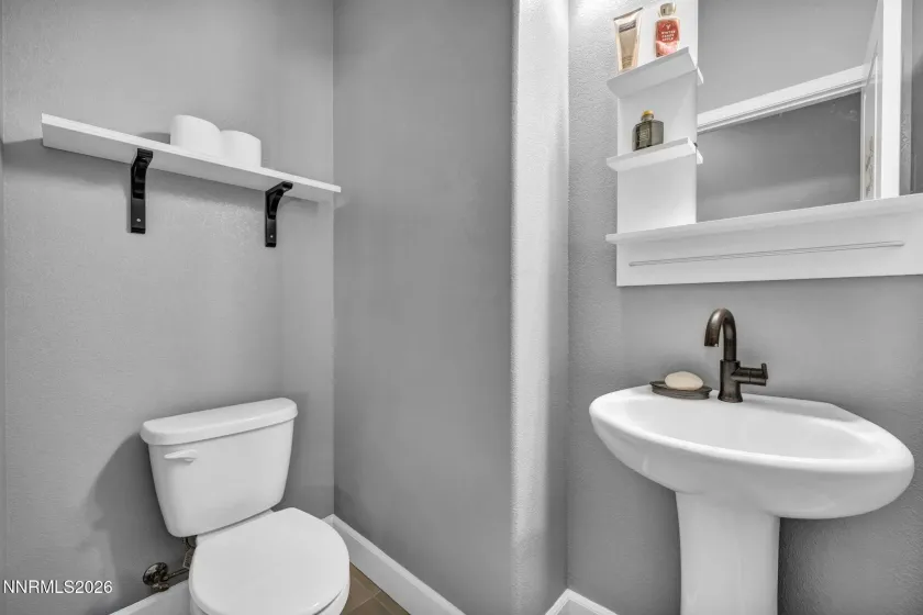 607 Riverbed, Reno, Nevada 89521, 3 Bedrooms Bedrooms, ,4 BathroomsBathrooms,Residential,Residential,Riverbed,0,260013377