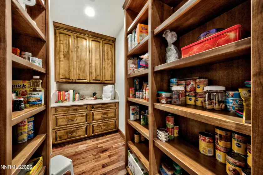 229 Five Creek, Gardnerville, Nevada 89460, 10 Bedrooms Bedrooms, ,10 BathroomsBathrooms,Residential,Residential,Five Creek,0,260013378