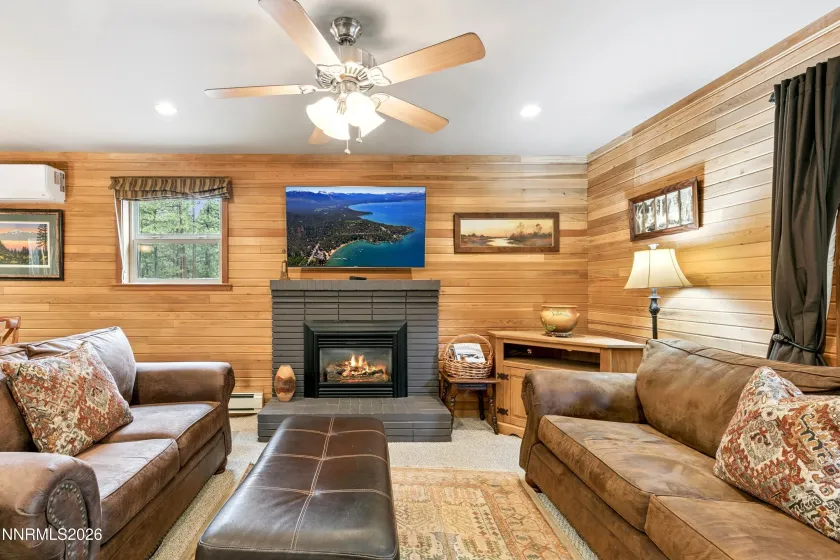 450 Mcfaul, Zephyr Cove, Nevada 89448, 2 Bedrooms Bedrooms, ,3 BathroomsBathrooms,Residential,Residential,Mcfaul,0,260013379