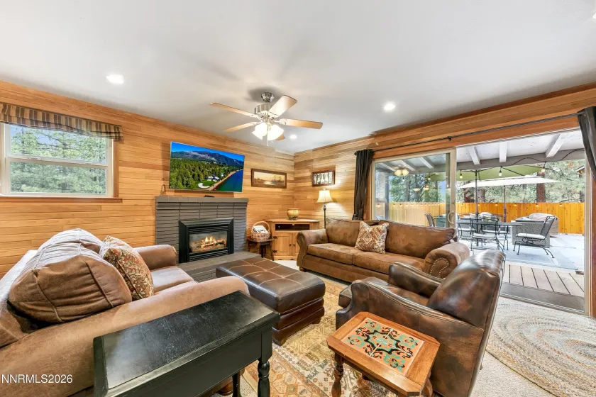 450 Mcfaul, Zephyr Cove, Nevada 89448, 2 Bedrooms Bedrooms, ,3 BathroomsBathrooms,Residential,Residential,Mcfaul,0,260013379