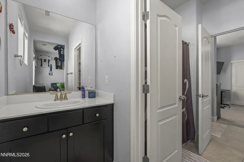 2149 Neuer, Sparks, Nevada 89436, 3 Bedrooms Bedrooms, ,3 BathroomsBathrooms,Residential,Residential,Neuer,0,260013381