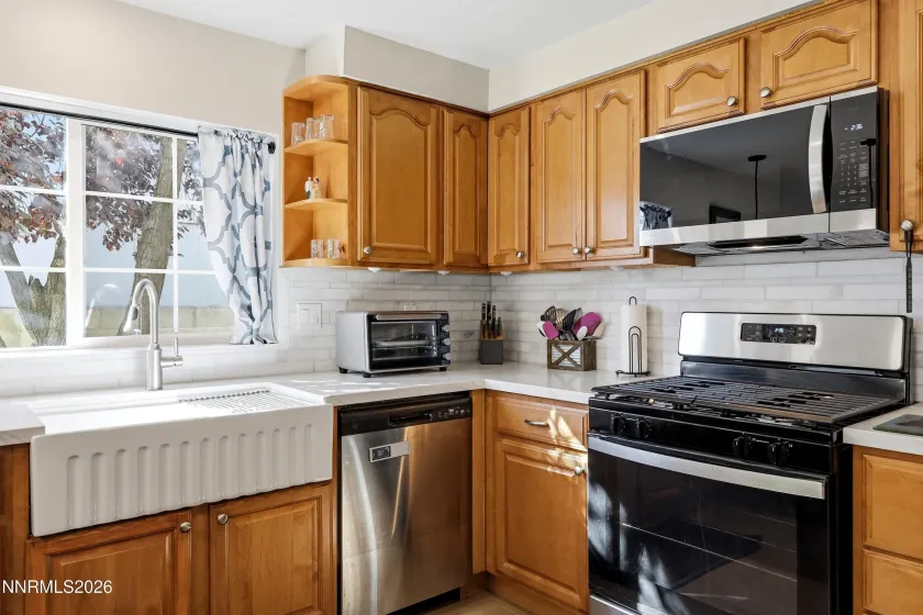 1615 Ridgeland, Sparks, Nevada 89434, 3 Bedrooms Bedrooms, ,2 BathroomsBathrooms,Residential,Residential,Ridgeland,0,260013387