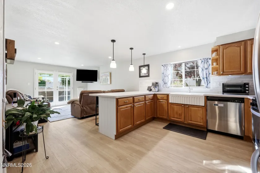 1615 Ridgeland, Sparks, Nevada 89434, 3 Bedrooms Bedrooms, ,2 BathroomsBathrooms,Residential,Residential,Ridgeland,0,260013387