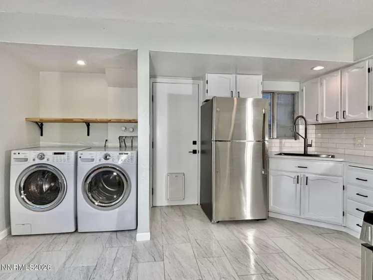 2740 11th, Sparks, Nevada 89431, 4 Bedrooms Bedrooms, ,2 BathroomsBathrooms,Residential,Residential,11th,0,260013391
