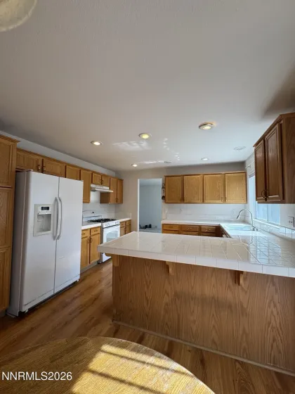 7890 Monterey Shores, Reno, Nevada 89506, 4 Bedrooms Bedrooms, ,3 BathroomsBathrooms,Residential,Residential,Monterey Shores,0,260013392