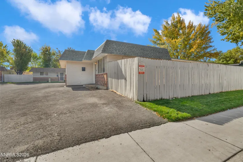 1545 Gault, Sparks, Nevada 89431, 3 Bedrooms Bedrooms, ,2 BathroomsBathrooms,Residential,Residential,Gault,0,260013393
