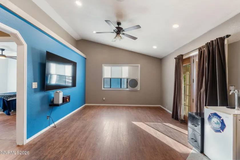 194 White Rose, Sparks, Nevada 89441, 3 Bedrooms Bedrooms, ,2 BathroomsBathrooms,Residential,Residential,White Rose,0,260013395