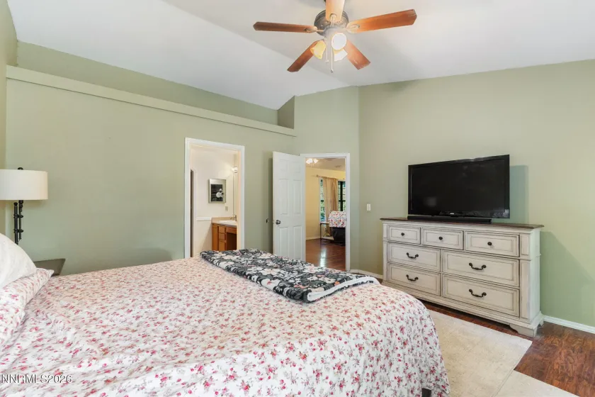 194 White Rose, Sparks, Nevada 89441, 3 Bedrooms Bedrooms, ,2 BathroomsBathrooms,Residential,Residential,White Rose,0,260013395