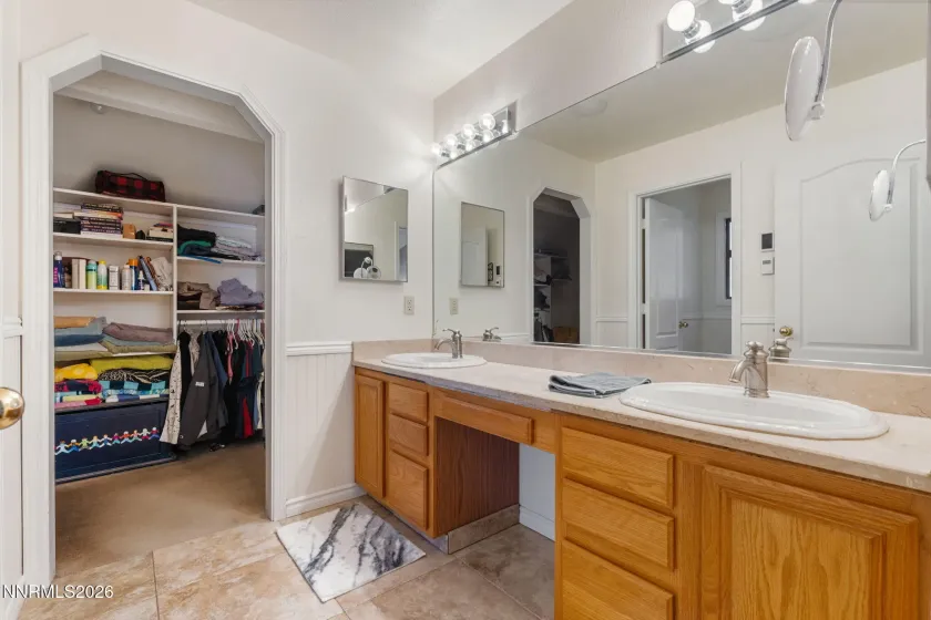 194 White Rose, Sparks, Nevada 89441, 3 Bedrooms Bedrooms, ,2 BathroomsBathrooms,Residential,Residential,White Rose,0,260013395