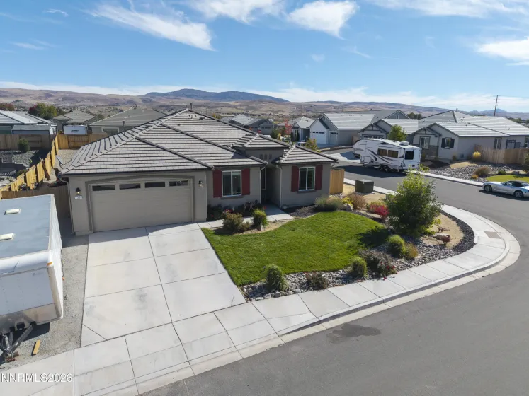 2300 Hickory, Sparks, Nevada 89441, 4 Bedrooms Bedrooms, ,2 BathroomsBathrooms,Residential,Residential,Hickory,0,260013398
