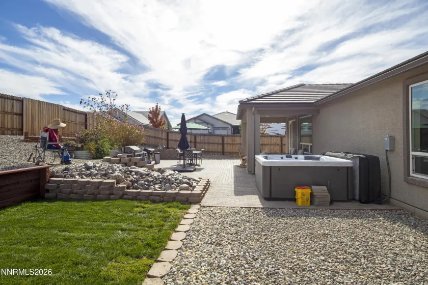 2300 Hickory, Sparks, Nevada 89441, 4 Bedrooms Bedrooms, ,2 BathroomsBathrooms,Residential,Residential,Hickory,0,260013398
