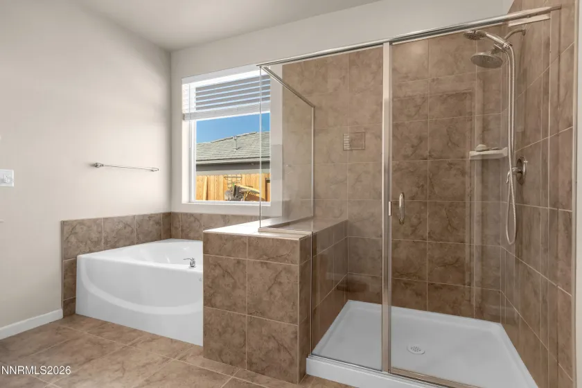 2300 Hickory, Sparks, Nevada 89441, 4 Bedrooms Bedrooms, ,2 BathroomsBathrooms,Residential,Residential,Hickory,0,260013398