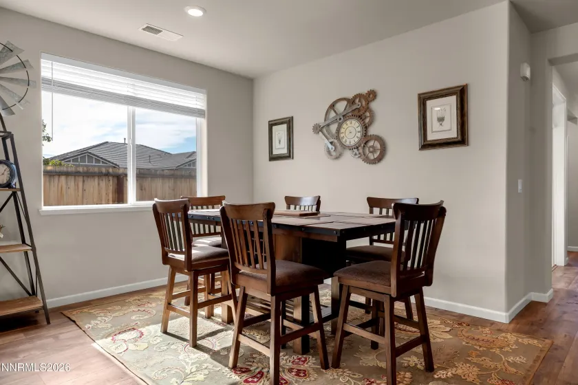 2300 Hickory, Sparks, Nevada 89441, 4 Bedrooms Bedrooms, ,2 BathroomsBathrooms,Residential,Residential,Hickory,0,260013398