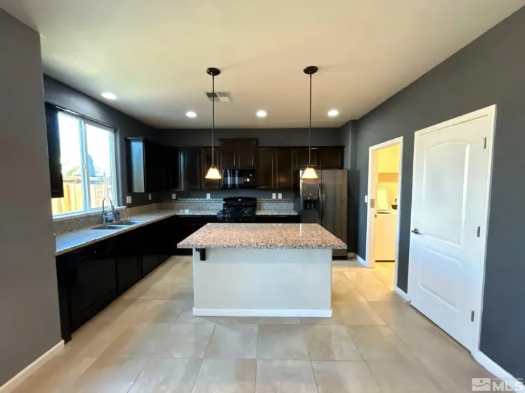 3938 Silent Garden, Sparks, Nevada 89436, 3 Bedrooms Bedrooms, ,3 BathroomsBathrooms,Residential Lease,Manufactured,Silent Garden,0,260013399